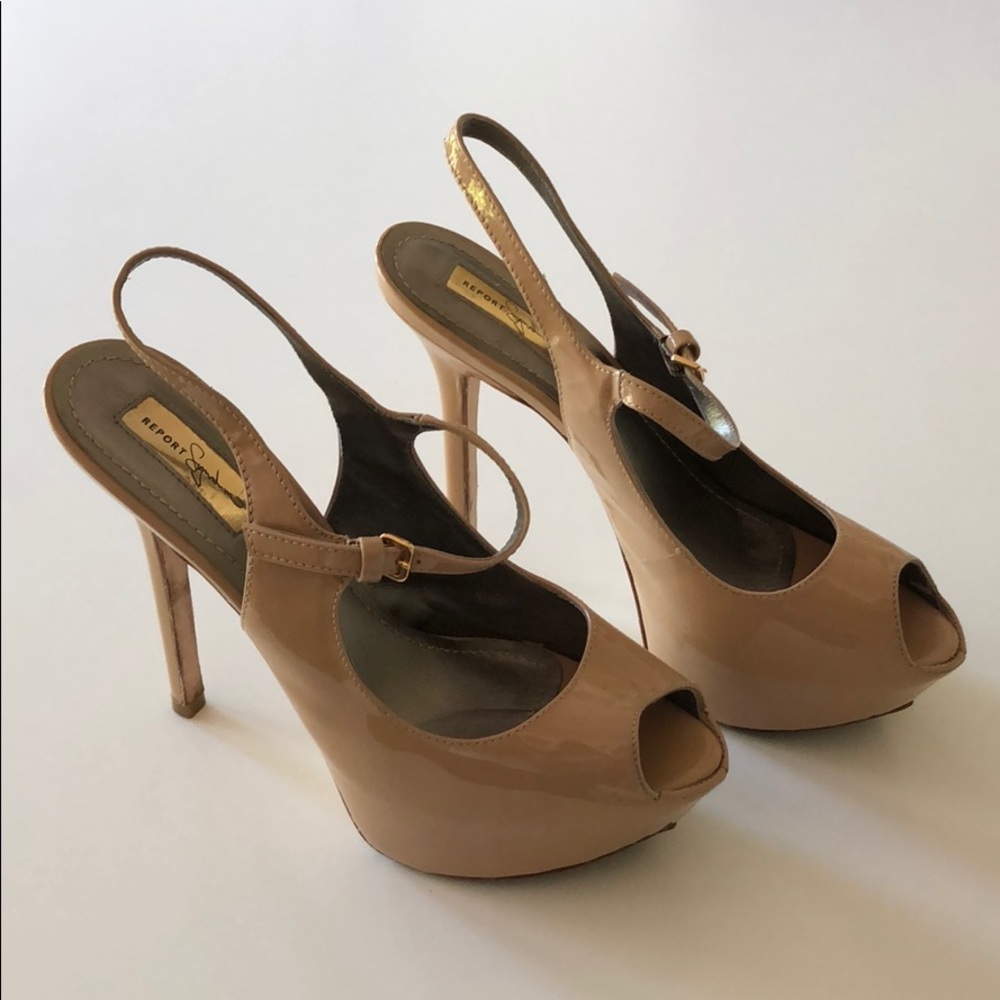 Report Signature Leeton Nude Sandal Size 7